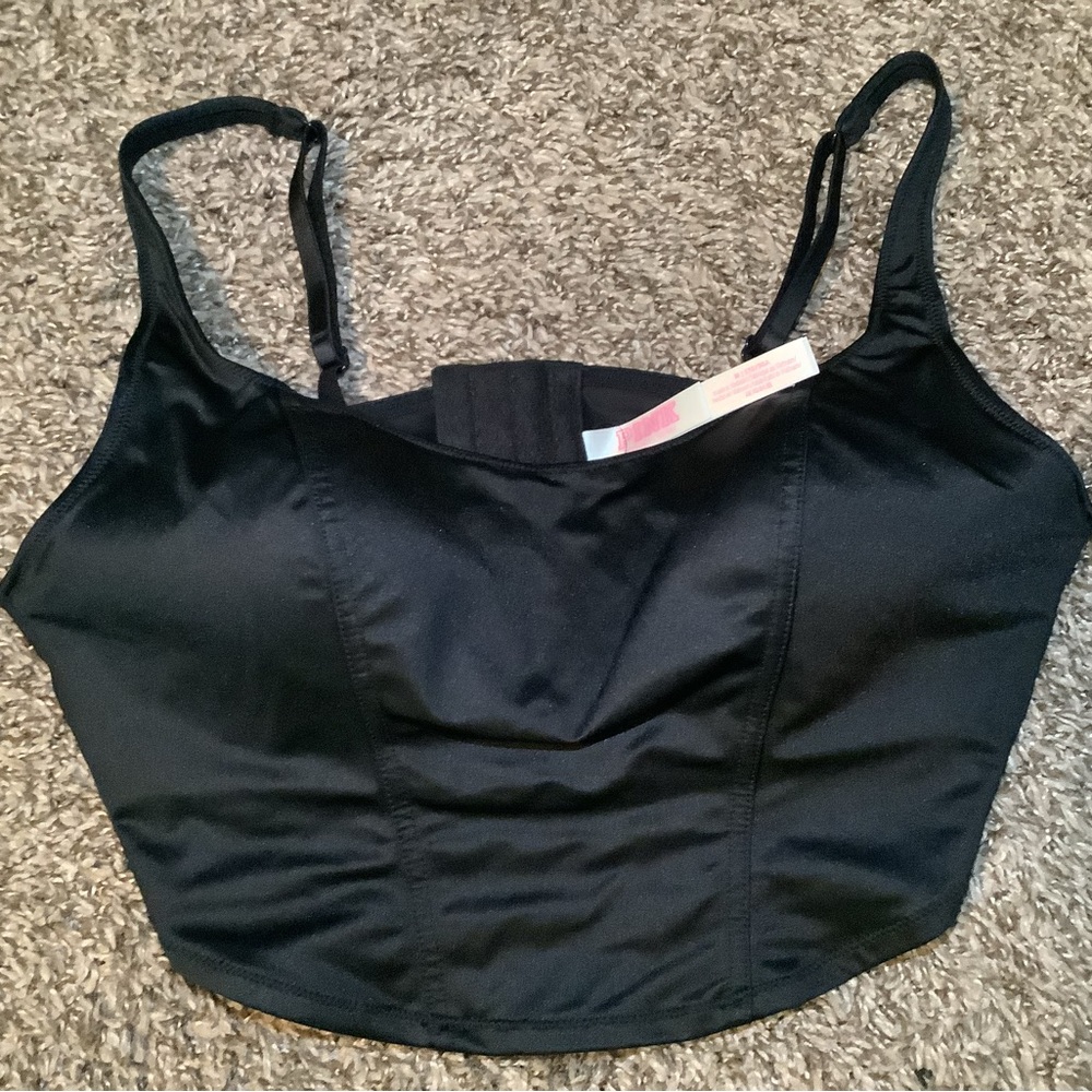 Pink Victoria’s Secret wireless lightly lined bra, color black, size: M